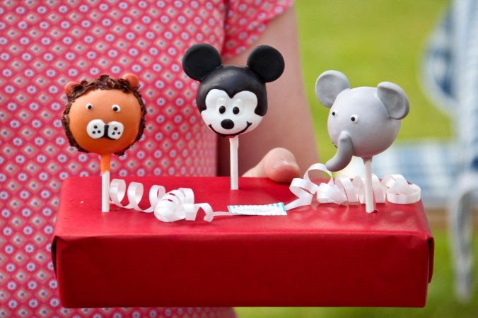 Kunstvolle Cake-Pops: Löwe, Micky Maus, Elefant
