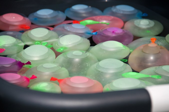 Wasserbombenschlacht!