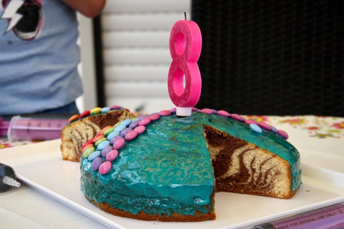 Auch beim Kindergeburtstag durfte ein leckerer Kuchen nicht fehlen