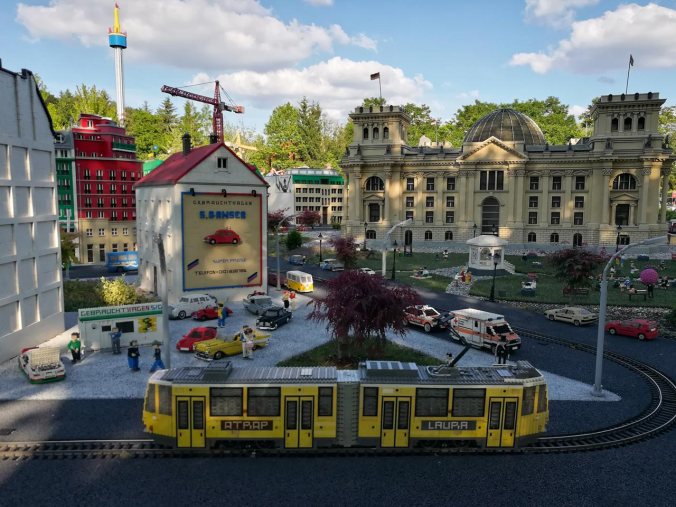 Der Reichstag und eine Ecke von Berlin im Miniland