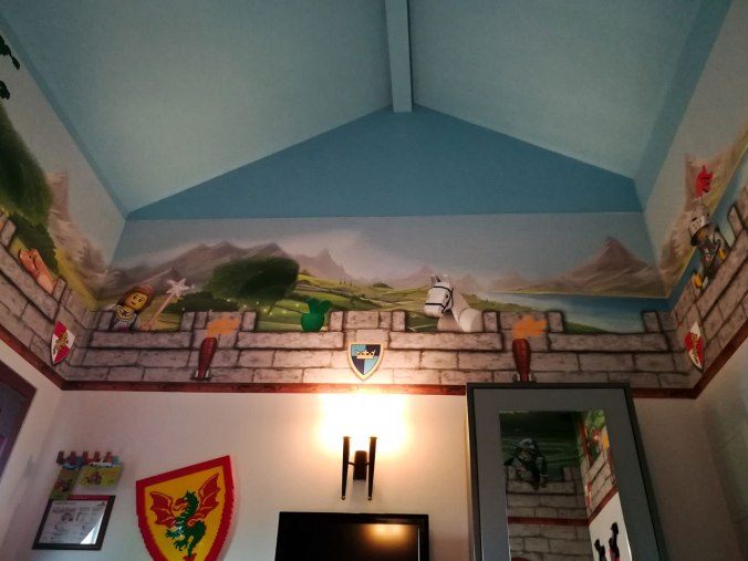 Klein, aber sauber und funktional: unser Themenzimmer