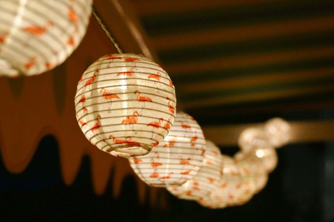 Die Lampions haben noch bis spät in die Nacht geleuchtet