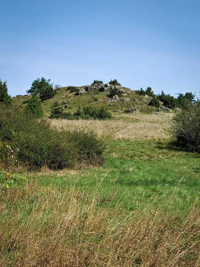 Dort oben hatten wir wenige Minuten zuvor noch Rast gemacht