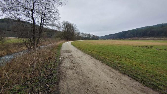 Zwei Kilometer weiter (und ein paar Meter höher) bin ich vor Schnee kaum voran gekommen