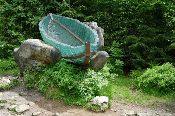 Das Kunstwerk "Die Gläserne Arche" am Lusen