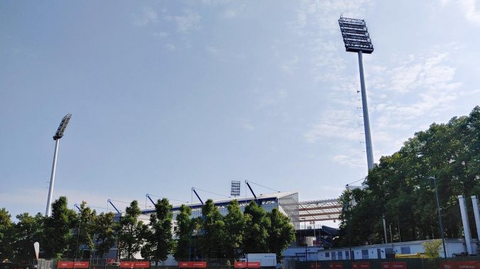 Ein letzter Blick von der Wechselzone aufs Stadion