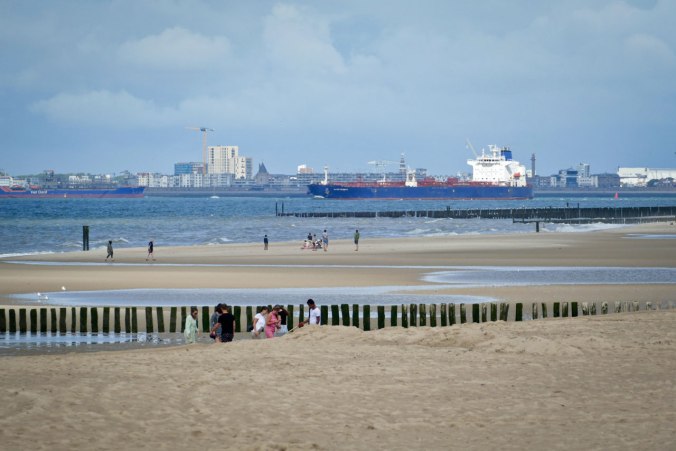 Plötzlicher Sonnenschein und ein freier Blick auf den Hafen von Vlissingen