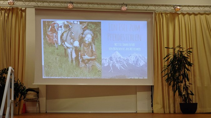 Ein Esel zum Pferdestehlen: Mit Esel Jonny zu Fuß von München bis ans Mittelmeer
