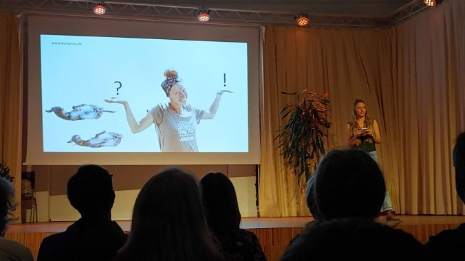 Lotta Lubkoll hat auch Fragen der Zuschauer*innen beantwortet