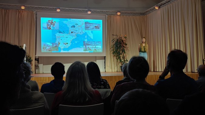 Lotta Lubkoll hat auch ihre zweite große Reise mit Esel Jonny angerissen