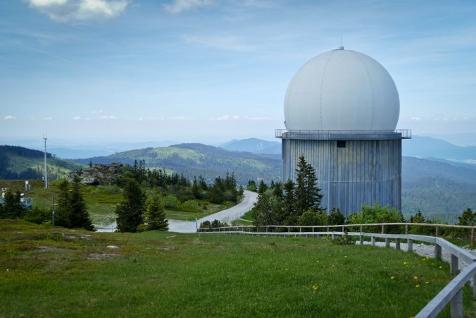 Die Radarstation zur Luftraumüberwachung auf dem Großen Arber