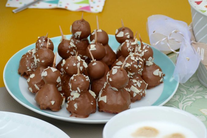 Leckere, selbstgemachte Schokoladenfrüchte