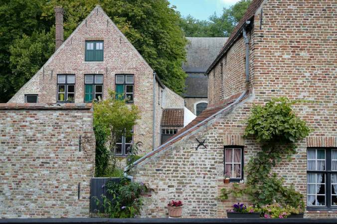 Wohngebäude außerhalb des Beginenhofs