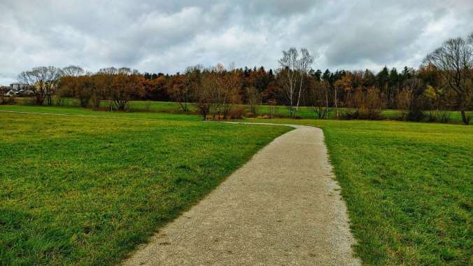 Mittagslauf mit zu vollem Kopf