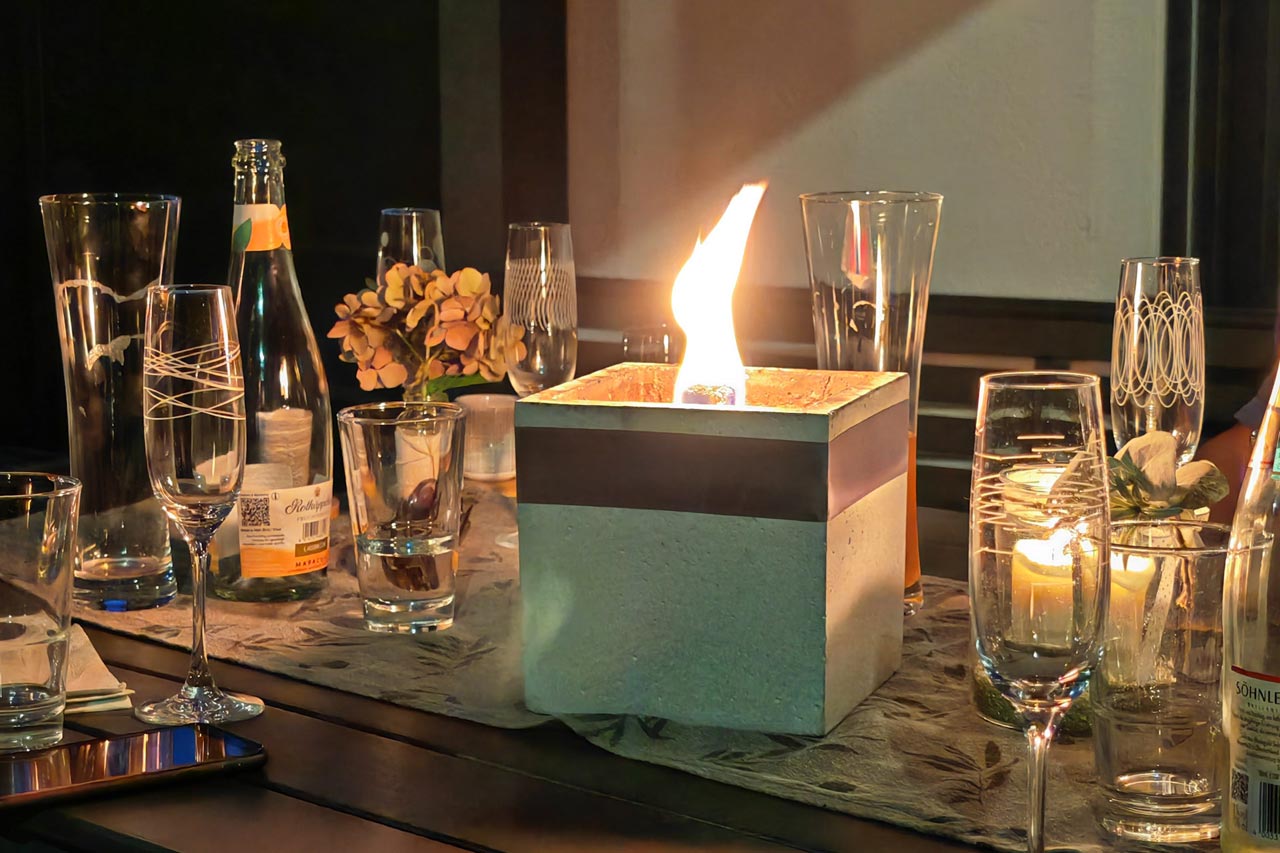 Gegen Mitternacht waren auch die letzten Gläser und Flaschen leer