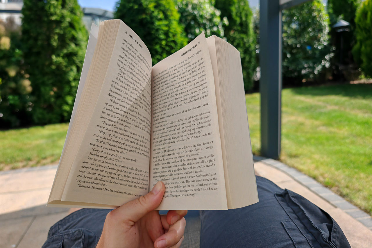 Beim Lesen finde ich Ruhe und ich kann nur lesen, wenn ich Ruhe habe