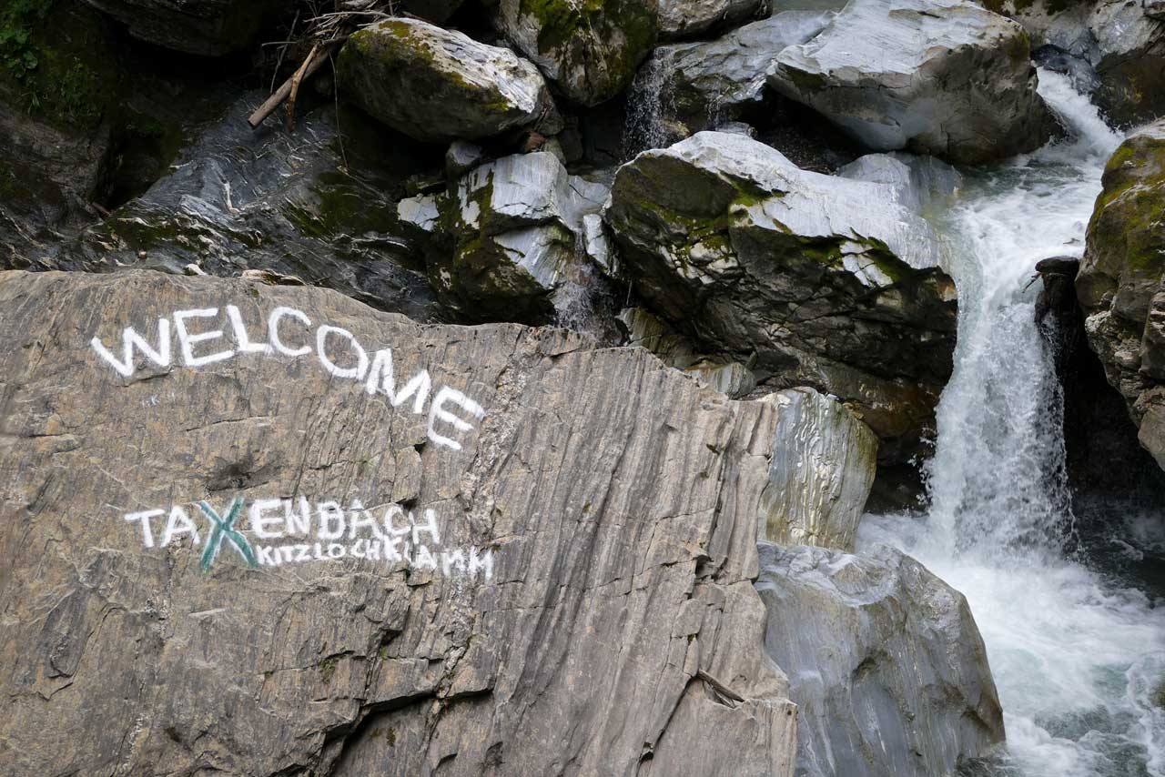 Der Willkommensgruß in der Kitzlochklamm