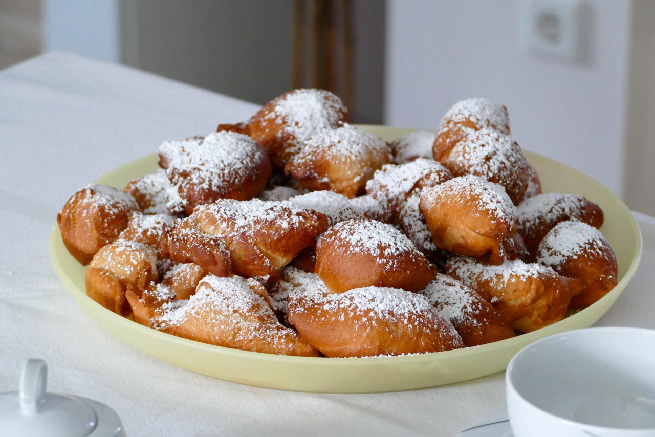 Die Oma hat Feuerspatzen gebacken...