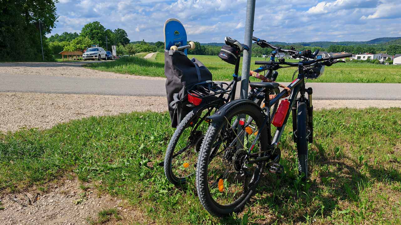 Zur Oma geradelt und danach noch ein Zwischenstopp am Skatepark