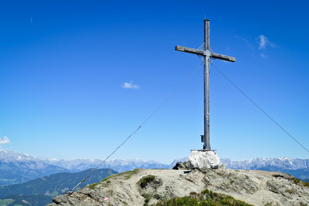 Unser erstes Gipfelkreuz (Grießenkareck)