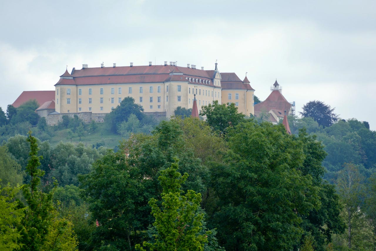 Ein Blick auf das Schloss ob Ellwangen
