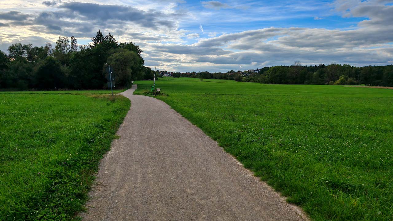 Kurzer Abendlauf nach forderndem Tag